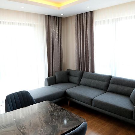 Flower City Suits Aparthotel Yalova  Exteriör bild