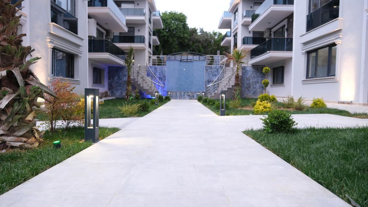 Flower City Suits Aparthotel Yalova  Exteriör bild
