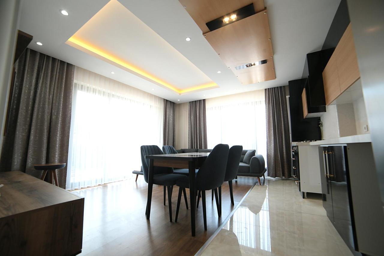 Flower City Suits Aparthotel Yalova  Exteriör bild