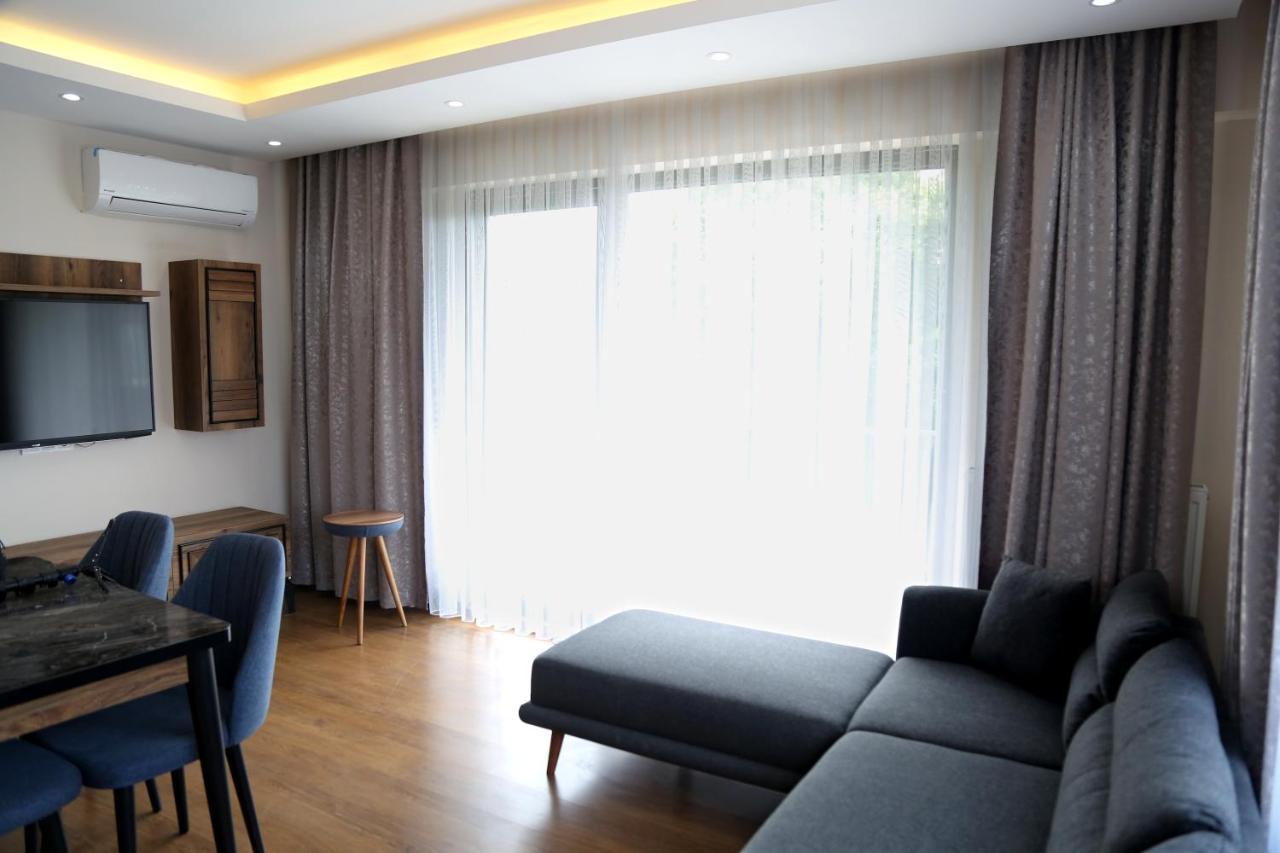 Flower City Suits Aparthotel Yalova  Exteriör bild