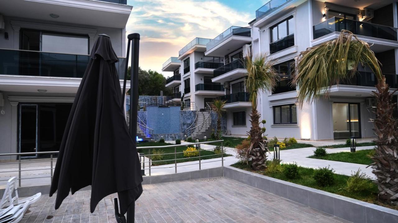 Flower City Suits Aparthotel Yalova  Exteriör bild