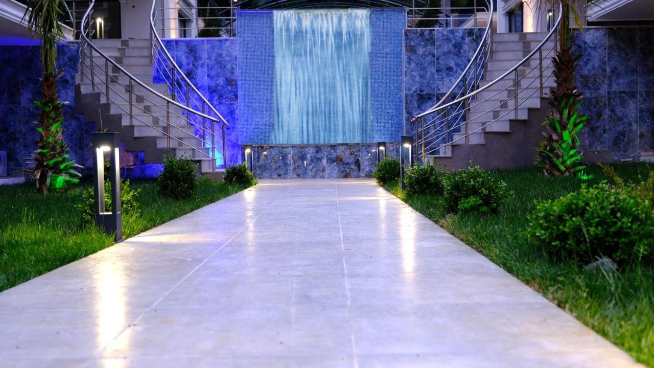 Flower City Suits Aparthotel Yalova  Exteriör bild