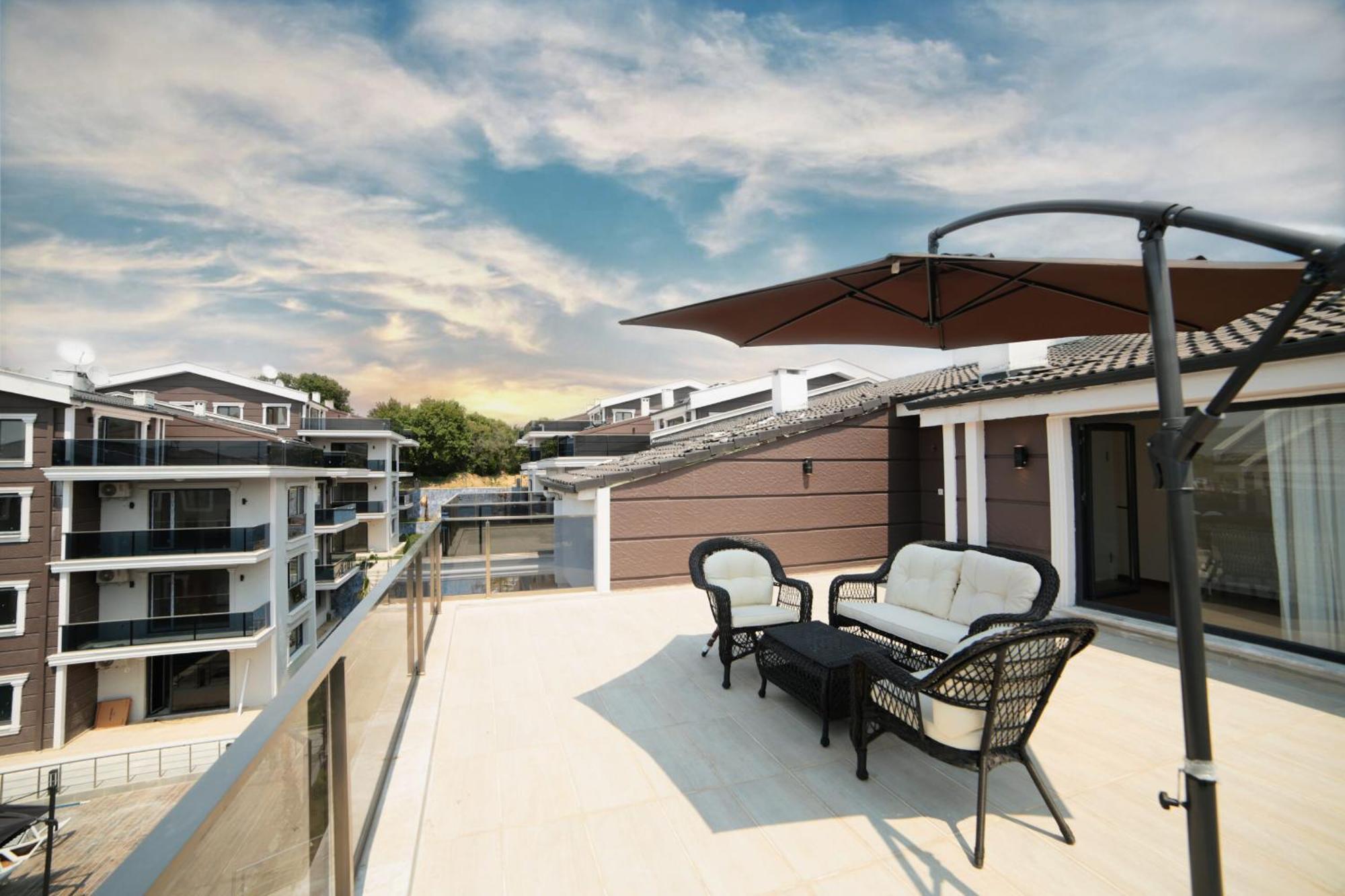 Flower City Suits Aparthotel Yalova  Exteriör bild